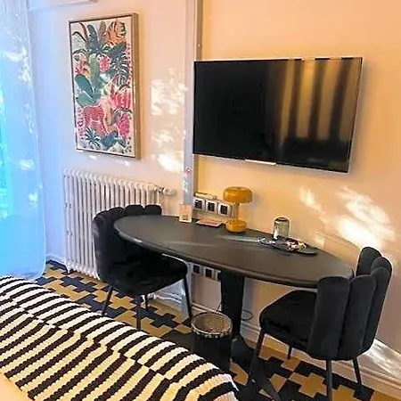 Du Croise Hotel La Madeleine (Nord)